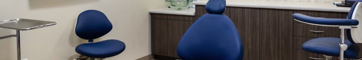 DENTAL IMPLANTS & PERIODONTAL HEALTH